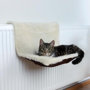 Лежанка TRIXIE подвесная на радиатор для кошек
