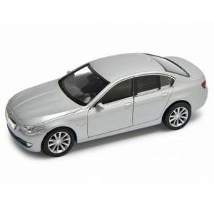 Машинка Welly 43635 Велли Модель машины 1:34-39 BMW 535i