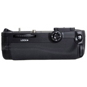Многофункциональная аккумуляторная рукоятка Phottix BG-D7000 для Nikon D7000 (Батарейный блок MB-D11)