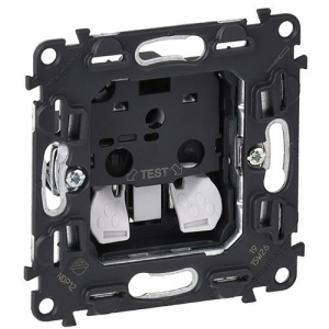 Механизм розетки Legrand Valena In'matic 753016 одноместный с защитными шторками черный