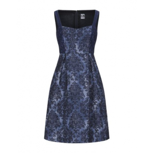 Короткое платье I'M Isola Marras