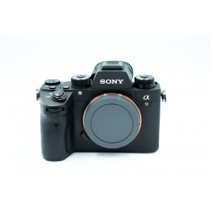 Цифровой фотоаппарат Sony Alpha ILCE-9 Body