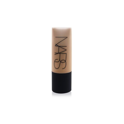 NARS Мягкая Матовая Основа - # Caracas (Medium-Deep 3.3) (Коробка Слегка Повреждена) 45ml/1.5oz