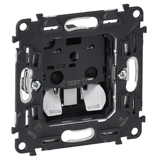 Механизм розетки Legrand Valena In'matic 753016 одноместный с защитными шторками черный