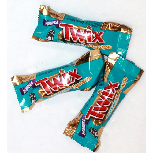 Шоколадные батончики Twix соленая карамель Mars