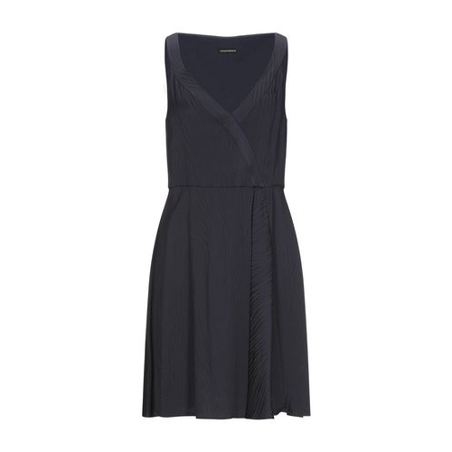 Короткое платье EMPORIO ARMANI 15059315DP