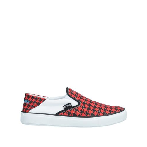 Кеды и кроссовки VETEMENTS 11606920QF