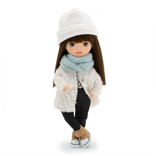 Orange Toys Sophie в белой шубке Серия Европейская зима 32 см