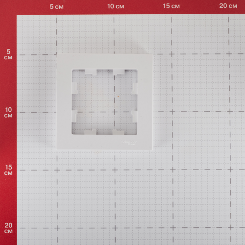 Рамка Schneider Electric Atlas Design ATN000101 одноместная универсальная белая