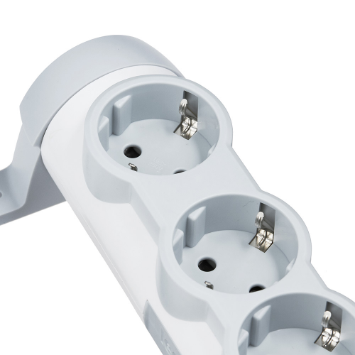 Колодка электрическая Legrand с заземлением 16 А 230 В 3,5 кВт 6 розеток IP20 белая