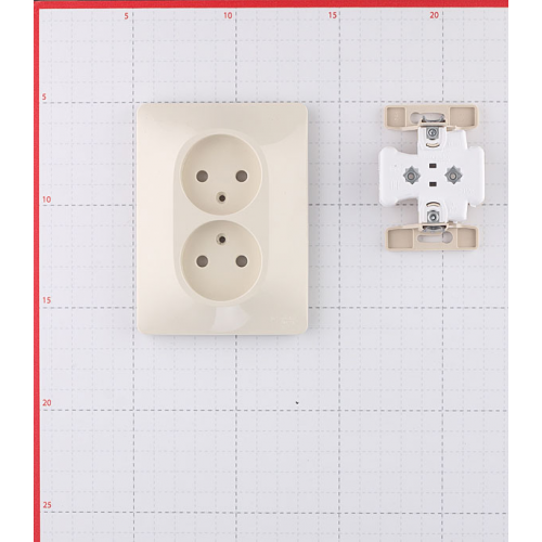 Розетка с рамкой Schneider Electric Glossa GSL000220 двойная скрытая установка бежевая без заземления