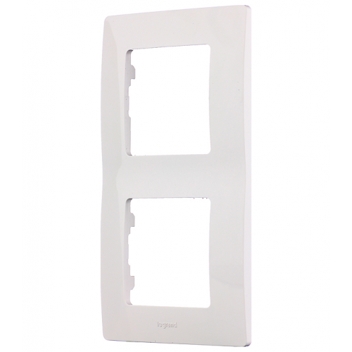 Рамка Legrand Etika 672502 двухместная универсальная белая