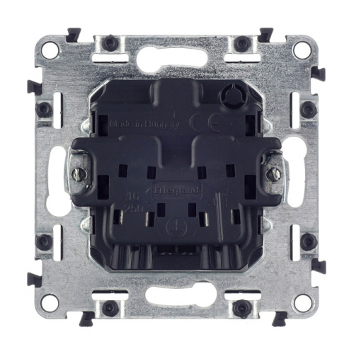 Розетка Legrand Valena LIFE 753616 скрытая установка алюминий со шторками