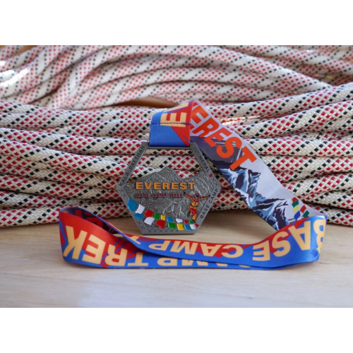 Медаль Mountain Medals "Треккинг к БЛ Эвереста"