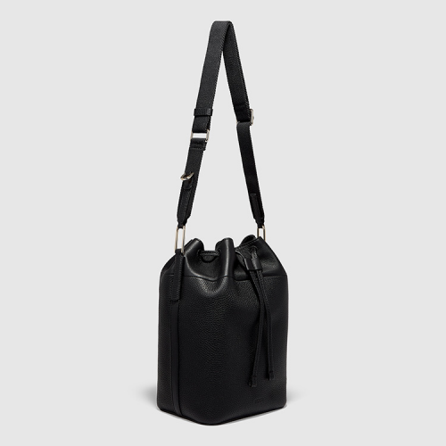 Сумка ECCO Textureblock Bucket Bag 9105820/90000
