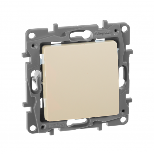 Переключатель одноклавишный Legrand ETIKA 672305
