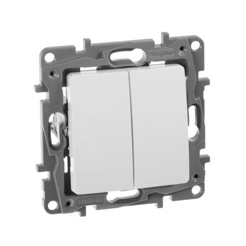 Выключатель двухклавишный Legrand ETIKA 672202