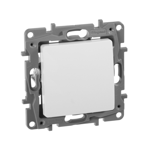 Переключатель одноклавишный Legrand ETIKA 672205