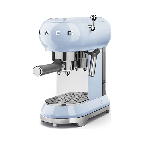 Кофеварка Smeg ECF 01 PBEU пастельная голубая