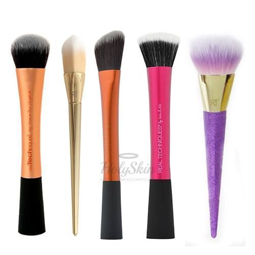 Кисть для тональных средств Real Techniques Foundation Brush