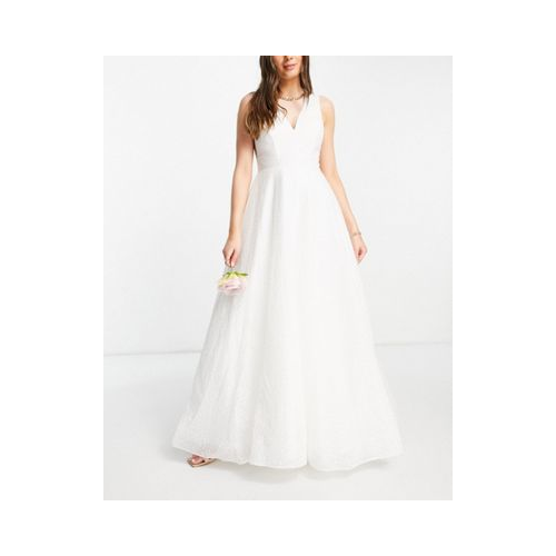 Белое свадебное платье макси с фактурной юбкой из тюля и V-образным вырезом сзади Y.A.S