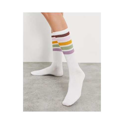 Белые носки с разноцветными полосками Typo