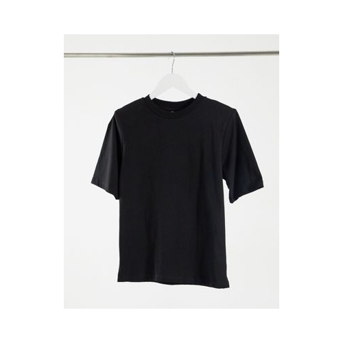 Черная футболка с подплечниками ASOS DESIGN-Черный цвет