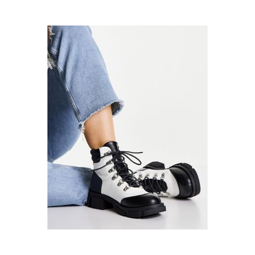Черные ботинки на шнуровке с металлическими люверсами Miss Selfridge-Черный цвет