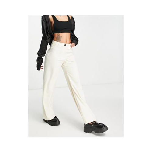 Свободные брюки кремового цвета с широкими штанинами в винтажном мужском стиле Bershka Белый