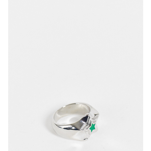 Серебристое с зеленым кольцо с массивной звездой Reclaimed Vintage Inspired