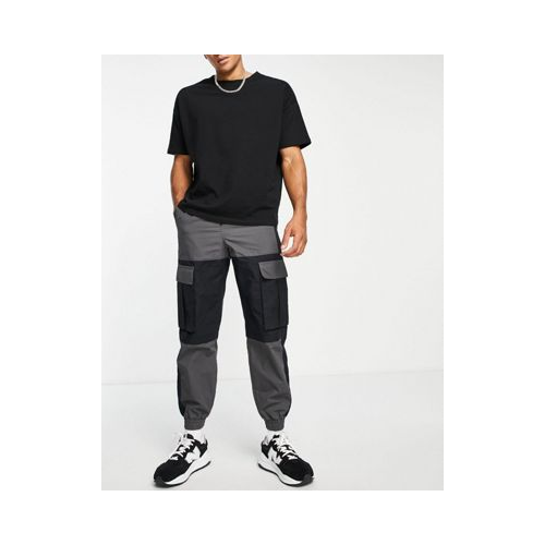 Угольно-серые свободные брюки карго со вставками Topman