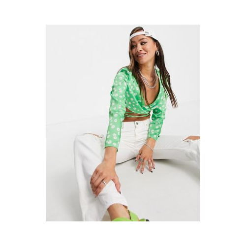 Укороченная блуза зеленого цвета с глубоким вырезом и цветочным принтом от комплекта Bershka-Зеленый