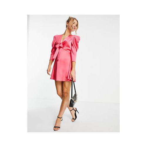 Ярко-розовое атласное платье мини с глубоким вырезом Miss Selfridge-Розовый цвет