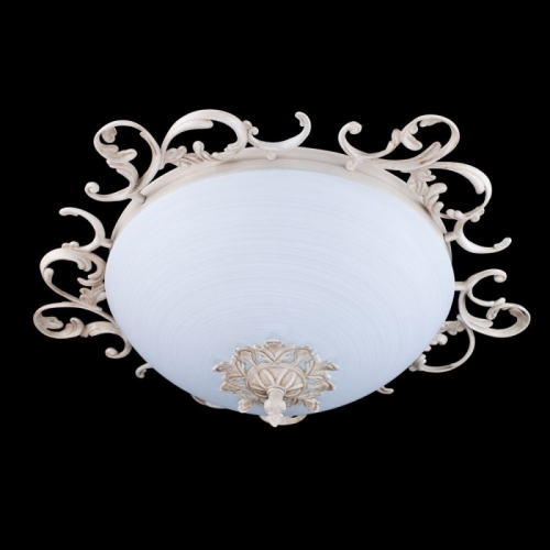 Накладная люстра Maytoni C900-CL-03-W