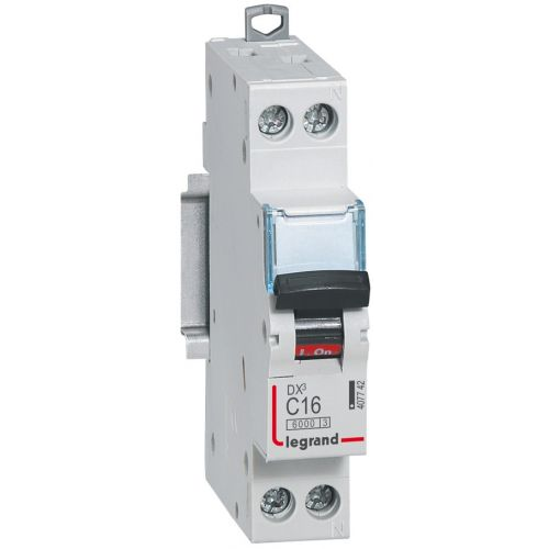 Автоматический выключатель Legrand 407742 DX³ 6000 - 10 кА - тип характеристики C, 1П+Н, 230/400 В~,