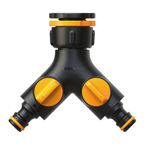 Штуцер Fiskars 1027061 черный/оранжевый