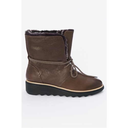 Ботинки женские Clarks 26136366 коричневые 36 RU
