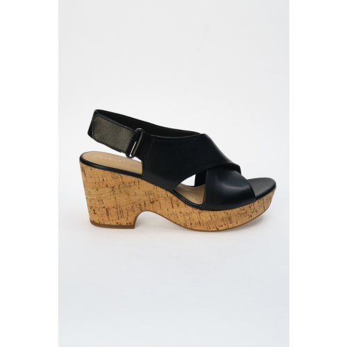 Босоножки женские Clarks 26141394 черные 37 RU