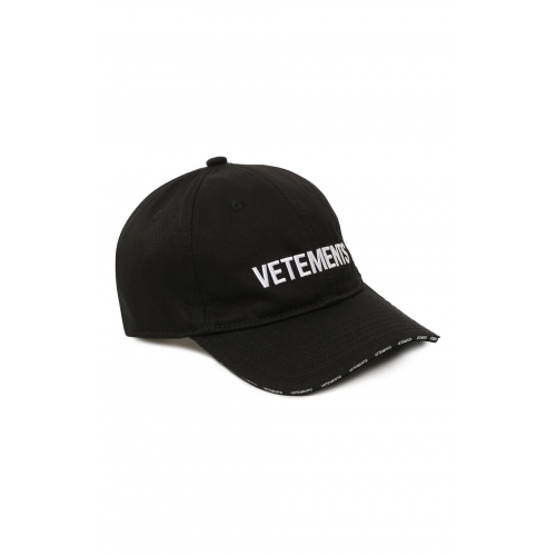 Хлопковая бейсболка VETEMENTS UA53CA150B/M