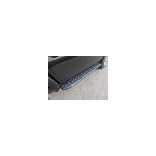 Боковые подножки, пороги алюминиевые с пластиковой накладкой (карбон черные) 1920 мм Компания ТСС VWTOUARRL14-08BL Volkswagen Touareg R-Line 2014 - 2018