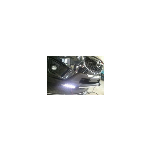 Накладка на передний бампер с LED подсветкой OEM-Tuning CNT35-CX5-001A для Mazda CX-5 (2015 - 2017)