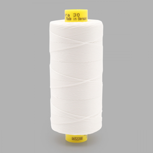 702404 Нить Mara 30/300 м для отстрочки, 100% полиэстер Gutermann (111 айвори) Guetermann