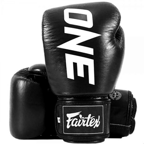 Боксерские перчатки One Black, 16 OZ
