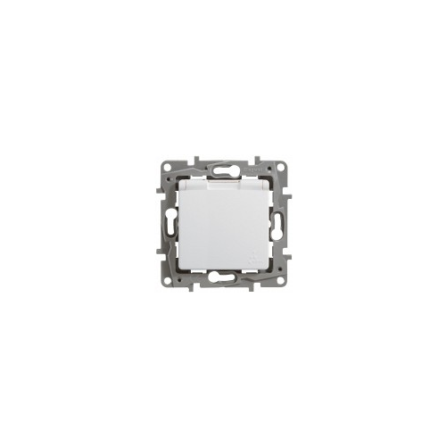 672232 Розетка 220В влагозащищенная IP44, с крышкой и шторками, 16А Legrand Etika Plus (Белый), цена за 1 шт
