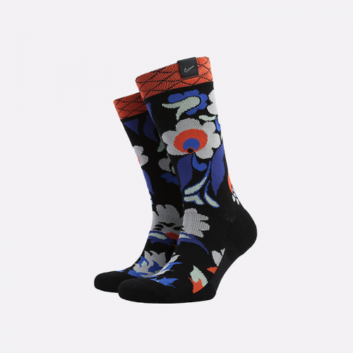 Носки Nike SNKR SOX City Exploration East CK6768-010