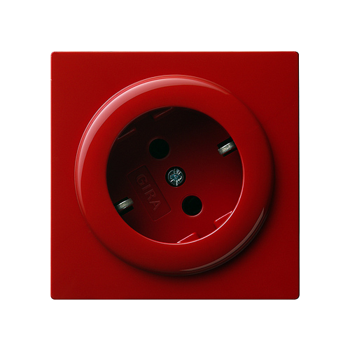  Розетка с поворотом на 30 градусов Красный Gira S-color 044843