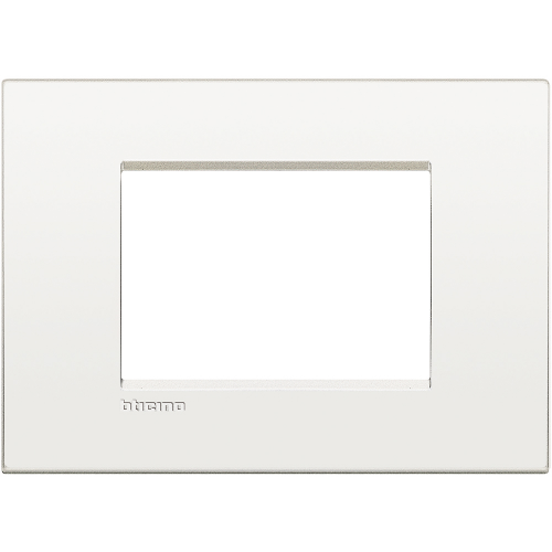  Рамка LivingLight Air Белый 3 модуля Bticino LNC4803BN