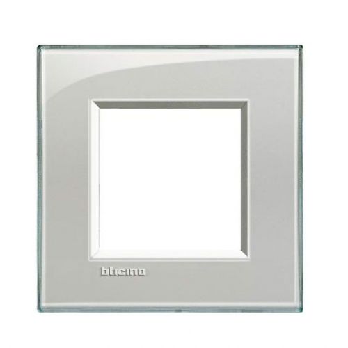  Рамка LivingLight Квадрат Серое небо 2-модульная Bticino LNA4802KG