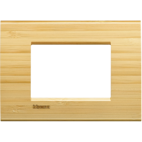  Рамка LivingLight Квадрат Бамбук 3 модуля Bticino LNA4803LBA