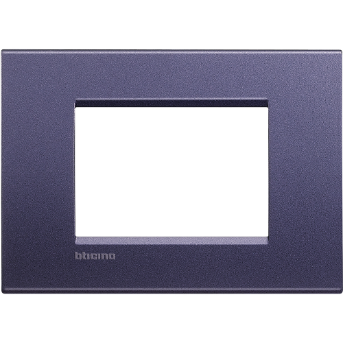  Рамка LivingLight Квадрат Синий шелк 3 модуля Bticino LNA4803CB